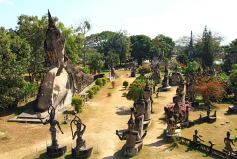 Vientiane Buddha Park full day tour