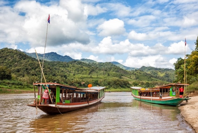 Luang Prabang - Huay Xay Slow Boat Transfer