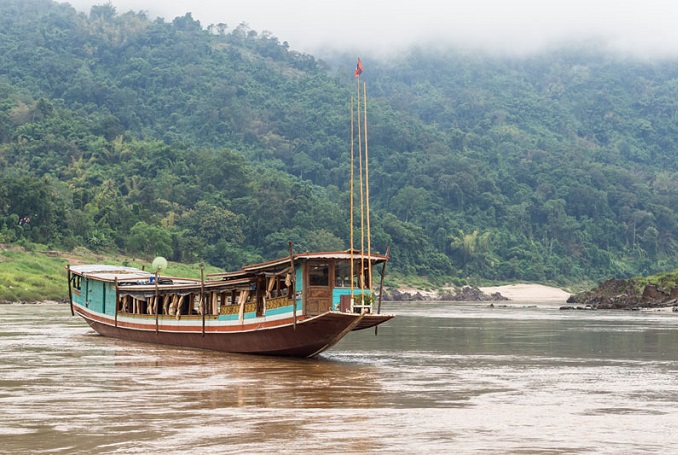 Slow boat cruise to Pak ou caves, Luang Prabang Mekong Cruise