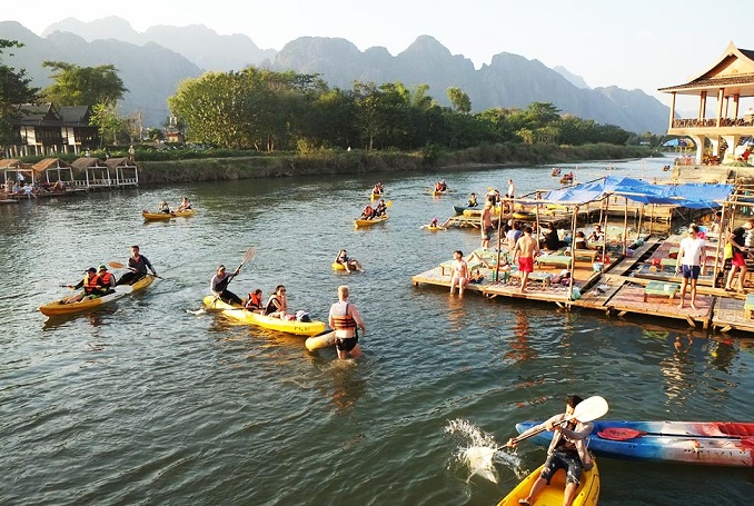 Vang Vieng Blue Lagoon,