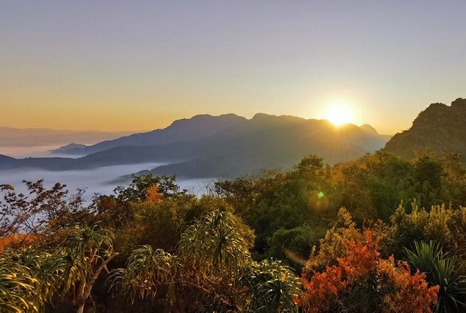 Lovely Laos Tour Package 14D/13N